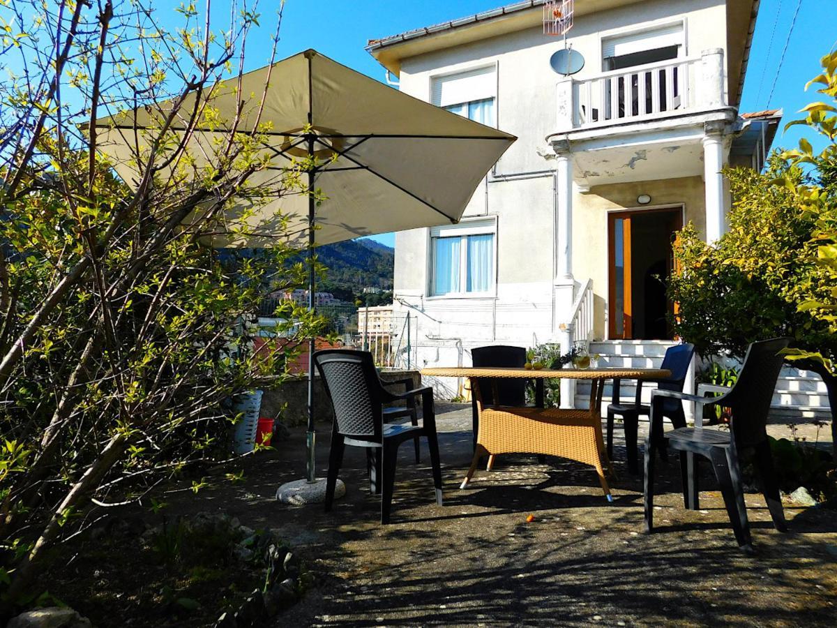 Vacanze In Villa, 레반토 외부 사진